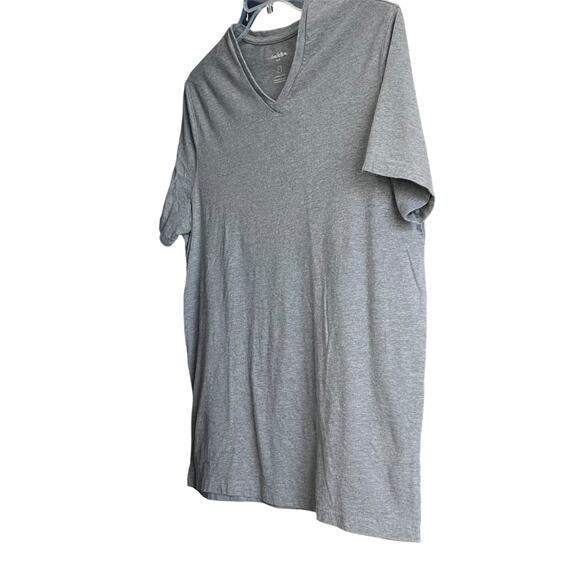 GOODFELLOW & CO. LYNDALE TEE SHORT SLV, V-NECK T-SHIRT, WOMENS, L, GREY - Picture 3 of 10